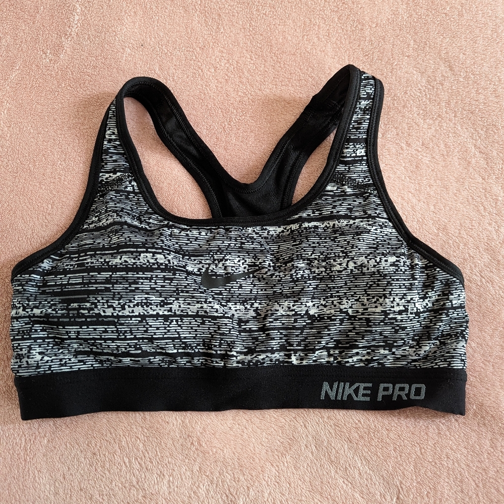 Nike Pro Sports Bra